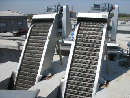 點擊查看詳細信息<br>標題：機械格柵除污機 閱讀次數：2589